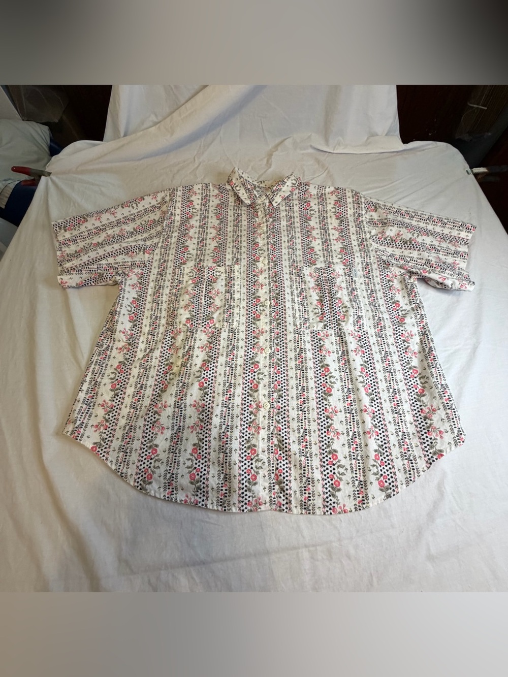Cherokee Floral Stripe Button-Up Shirt — White with Pink & Black Print Size 20W